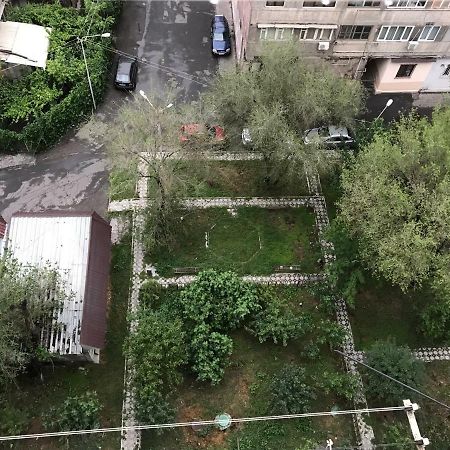 Apartament 33 Martiros Saryan Street Erywań Zewnętrze zdjęcie