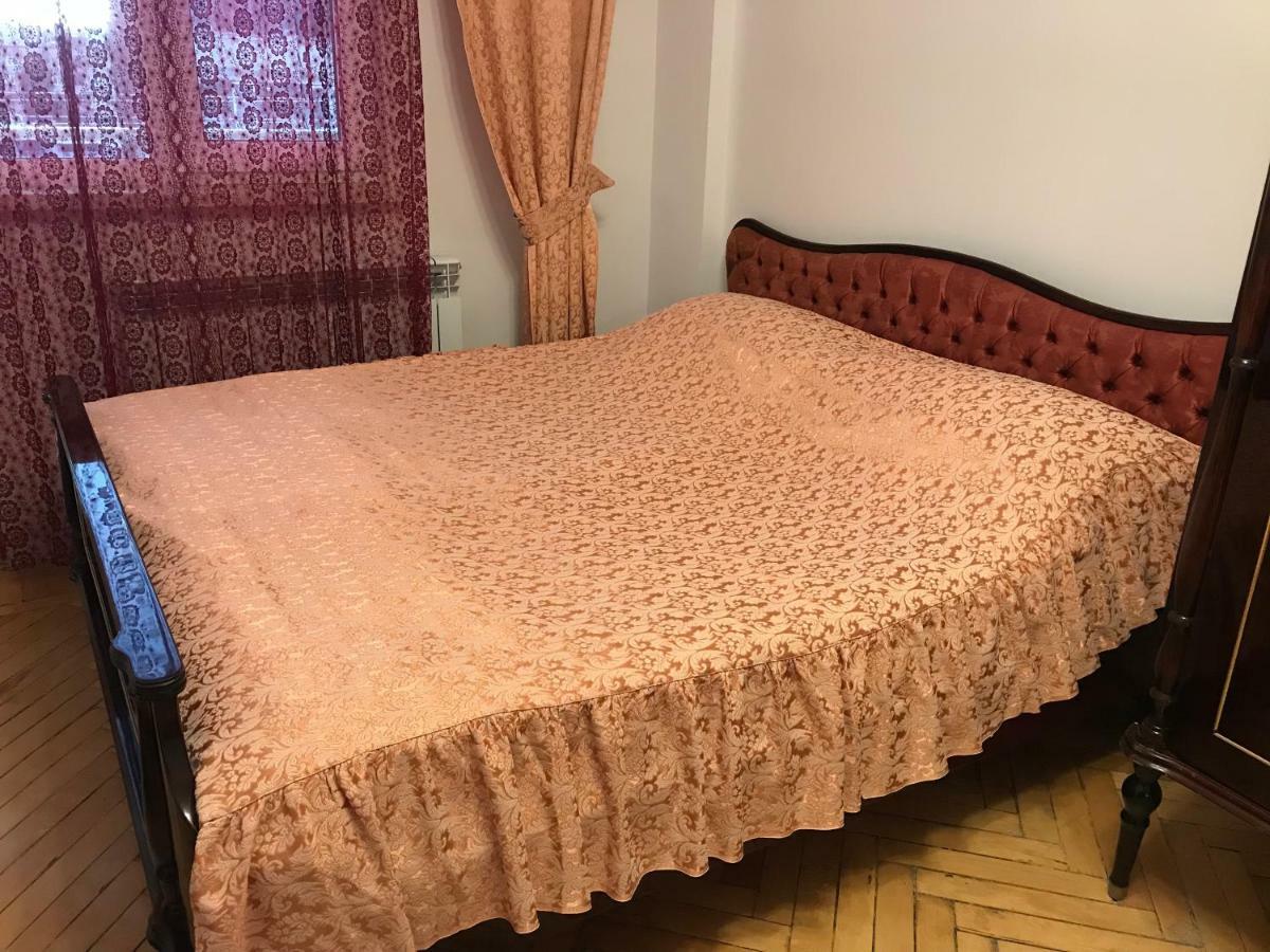 Apartament 33 Martiros Saryan Street Erywań Zewnętrze zdjęcie