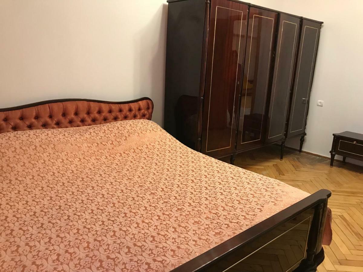 Apartament 33 Martiros Saryan Street Erywań Zewnętrze zdjęcie