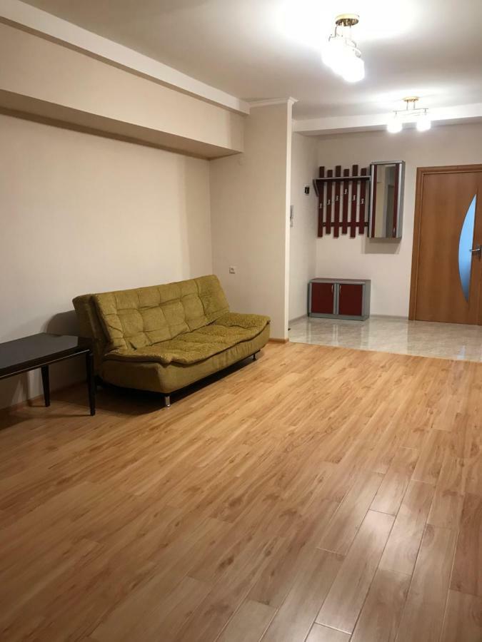 Apartament 33 Martiros Saryan Street Erywań Zewnętrze zdjęcie